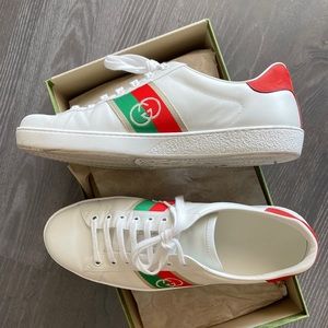 Men’s Gucci Interlocking G Ace Sneakers